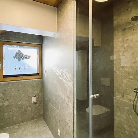Stunning In W/ 2 Bedrooms Nyaraló Zreče