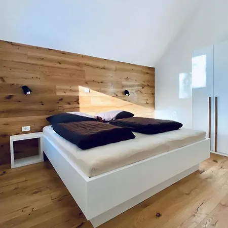 Nyaraló Stunning In W/ 2 Bedrooms *